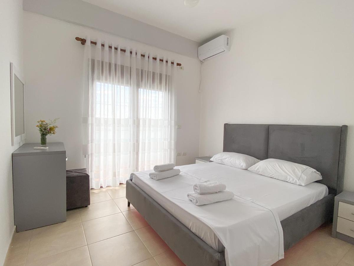 Family Apartments Himara מראה חיצוני תמונה