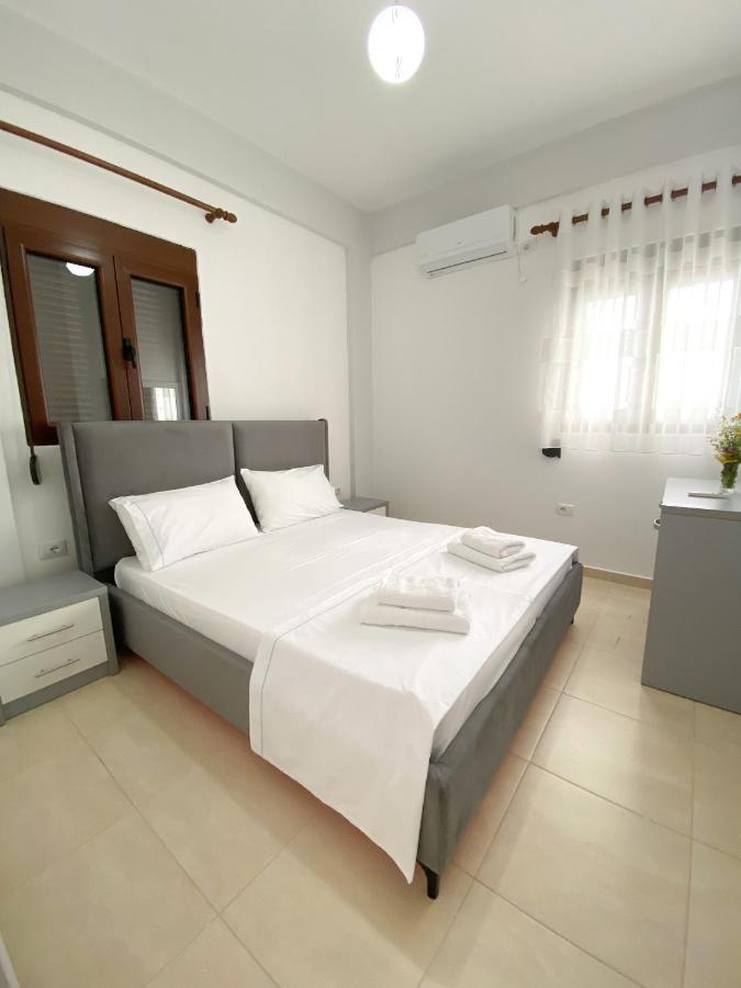 Family Apartments Himara מראה חיצוני תמונה